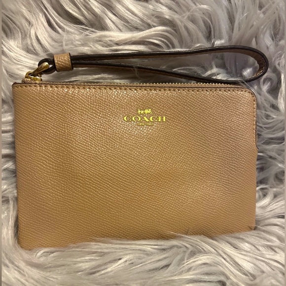 Coach Handbags - Coach Corner Zip Taupe Wristlet #58032, Inner Card Holder Pockets  like new